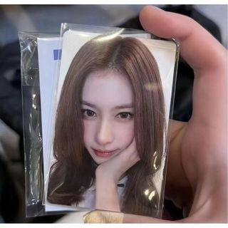 🚀 官方正版出品🚀湊崎紗夏 sana紗小卡 twice上海籤售卡 兔yzy線下1.0籤售卡
