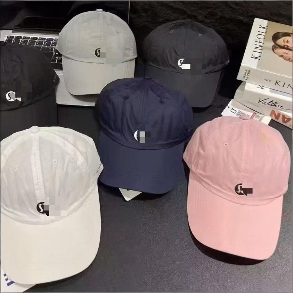 Lululemon 中性速乾棒球帽,帶字母設計的大簷,戶外運動防曬必備
