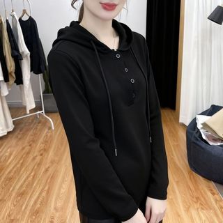 愛依依 長袖T卹 衛衣 印花色上衣 學院風中大尺碼 L-4XL 新款簡約長袖上衣連帽抽繩紐扣洋氣打底T卹-11795.