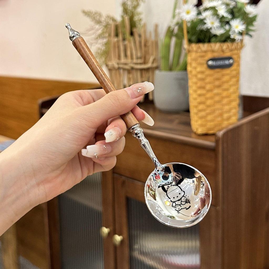 桃園出貨~新品上新😍【圓頭乾飯勺子】仿黃花梨木紋食品級不鏽鋼喝湯主餐高顏值卡通名羲精品百貨店🏆下單即🛻