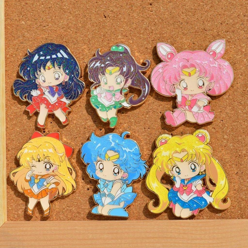 💕人氣夯款💕美少女戰士 全系列周邊  月光仙子 美少女戰士徽章 月野兔火野麗木野真琴水野壓美 愛野美奈子胸針 pin
