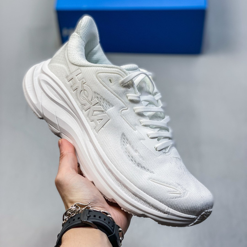 HOKA跑步鞋Hoka Clifton 10，純白色，厚底，柔軟，減震，耐用，尺碼3647 4CN7