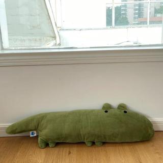 熱銷🐱法式可愛鱷魚長條抱枕床上側睡安撫玩偶午睡枕閨蜜情侶520禮物