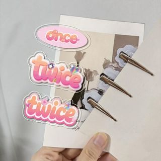 Twice周邊上新❤演唱會應援周邊 TWICE周邊新款Twice定製亞克力頭飾髮飾周邊可愛物料創意應援髮夾