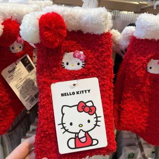 【精品優選】Hello Kitty紅色平安果新年秋冬保暖可愛刺繡中筒襪子加厚家居地板