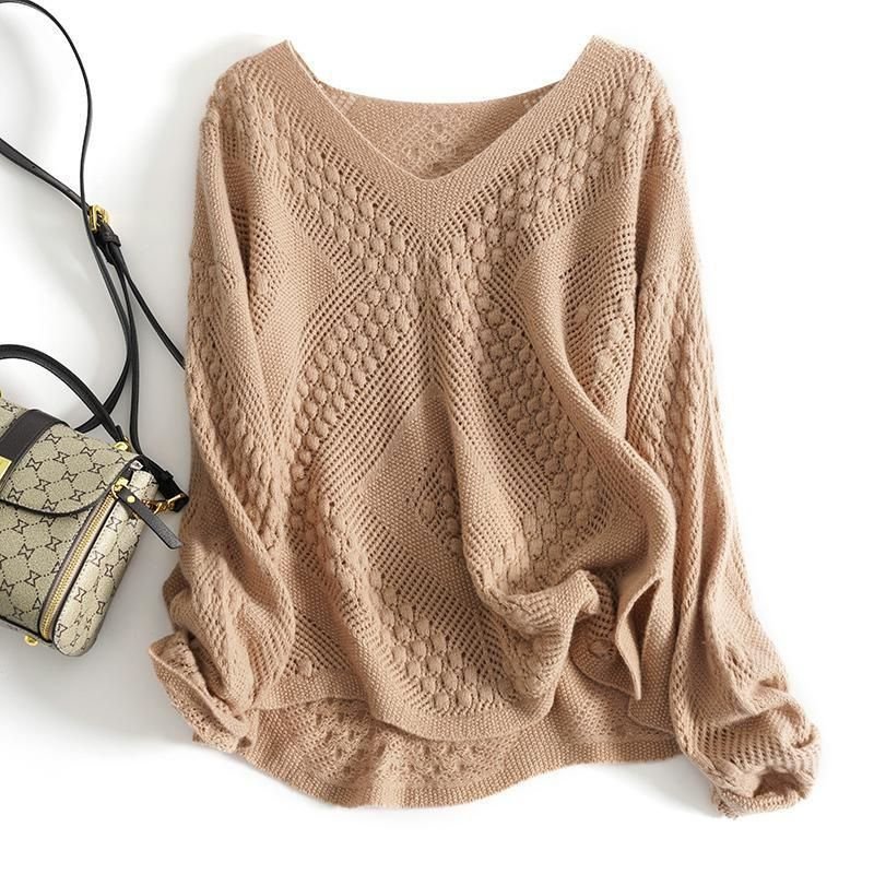 免運 臺灣出貨 秋冬毛衣女 秋冬裝特大碼2-300斤中長款鏤空v領套頭寬鬆鈎花加厚針織毛衣女潮 LH0Q