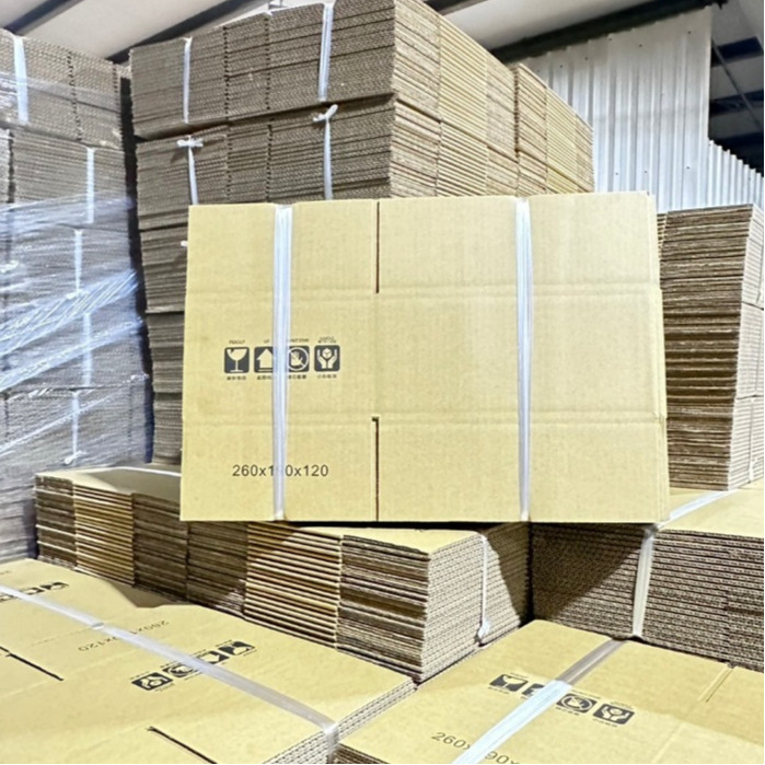 紙箱🔥一筆限單獨一箱 不可加其他商品🔥紙箱 箱子 包裝紙箱 超取紙箱 包材 包貨 紙盒 紙箱 箱購 8號箱 D號箱 膠帶