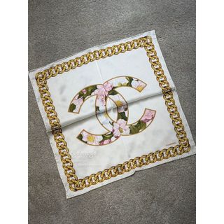 CHANEL 26C 山茶花樣式雙C造型絲巾