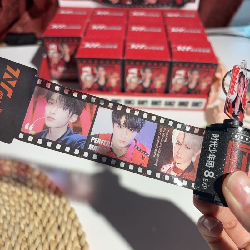 TNT時代少年團膠捲盲盒 TNT應援周邊TNT成員群像膠片鑰匙扣精美禮物膠捲