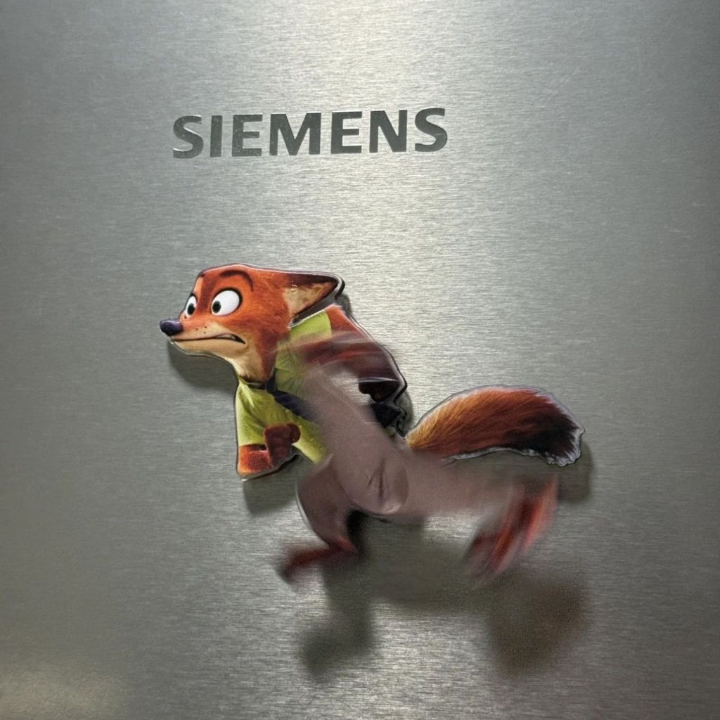 【❤★好物甄選】📋新款瘋狂動物城 動物方城市 2旋轉磁吸冰箱貼高顏值尼克朱迪周邊裝飾送朋友禮物 脚旋轉有趣可愛 自由旋轉