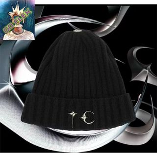 THUG CLUB 24FW patchwork star and moon knitted beani