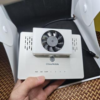 臺灣發貨>白色路由器散熱器底座wifi提速超靜音風扇適用於華為移動路由器DNP