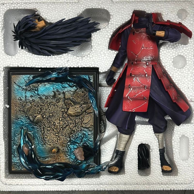 火影忍者新品 宇智波斑35cm 可發光 不明協會宇智波斑 gk火影忍者雕像手辦動漫周邊雕像模型機箱擺件 新品