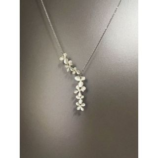 臺灣出貨✨Vintage古著 Silver-plated flowers銀色花朵項鍊