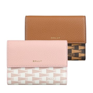 BALLY Pennant燙金字母LOGO三角錦旗印花塗層皮革搭牛皮6卡翻蓋釦式三折中夾(灰塵粉x花瓣粉x白)