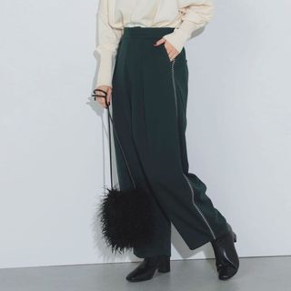 BEAMS HEART / 女裝 側邊刺繡 彎曲 長褲
