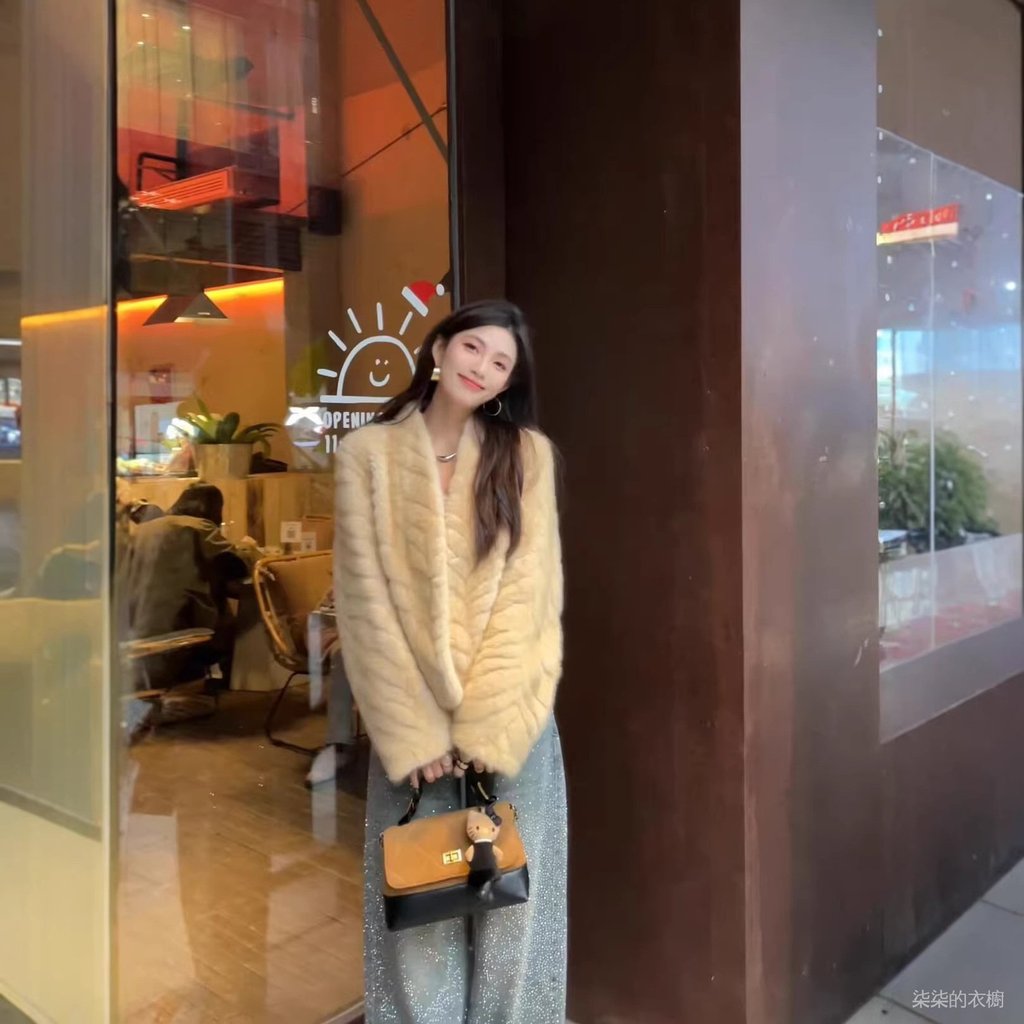 臺灣出貨 毛毛外套女 複古感人字紋金葉仿貂環保仿皮草毛毛短外套 保暖時尚外套短款柔軟毛毛上衣氣質保暖時尚外搭 仿皮草外套
