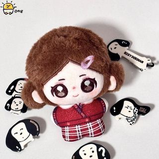 日の出 趙露思 偶像周邊 收藏小物 趙露絲10公分海星印花棉娃娃《盧曉婉》推出明星風格的絨毛玩具，送給摯友 交換禮物