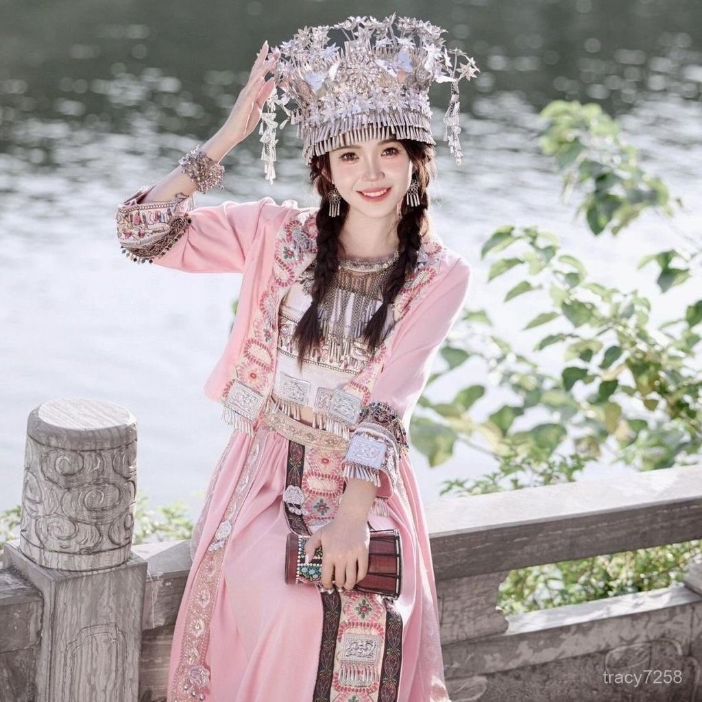 🔥台灣爆款🔥粉色苗族服装 少女旅拍 舞台演出 套装粉色民族服飾少數民族苗疆少女服裝苗族舞臺演出服新款旅拍套裝