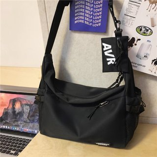 {快速出貨 TW} 日系大容量單肩包 潮流工裝斜背包 休閒學生斜背包 單肩背包 側背包 斜跨包 學生書包