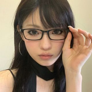 【限時優惠】眼鏡框 無鏡片眼框 眼鏡架 古早漫畫眼鏡框黑色方形cos網紅拍照凹造型純欲風日系輕巧