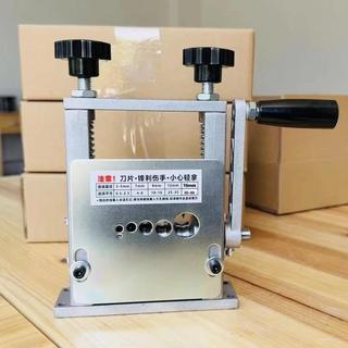 🔥低價下殺🔥小型剝線機 電線剝皮機 手動家用剝線器 手動小型剝線機 銅線剝皮工具 廢電線剝銅機 家用輕便電線去皮機