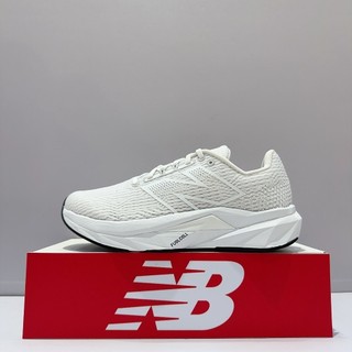 New Balance FUELCELL PROPEL V5 女生 白色 D寬楦 運動 慢跑鞋 WFCPRLW5