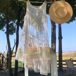 Angela！精選🚚"蝶靈花漾"網紗刺繡無袖連衣裙女夏寬鬆疊穿罩裙背心裙洋裝