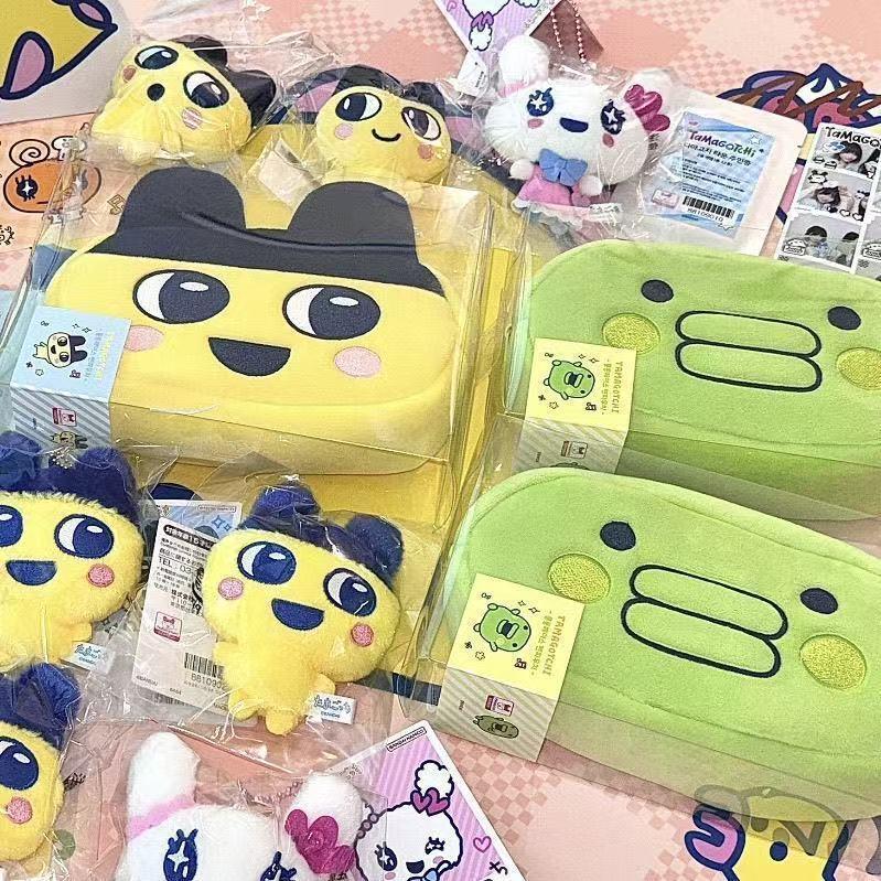 💖臺灣出貨💖 塔麻可吉周邊 電子雞周邊 復古電子寵物 新款筆袋塔麻可吉可愛卡通造型筆袋日系大容量收納化妝包痛包