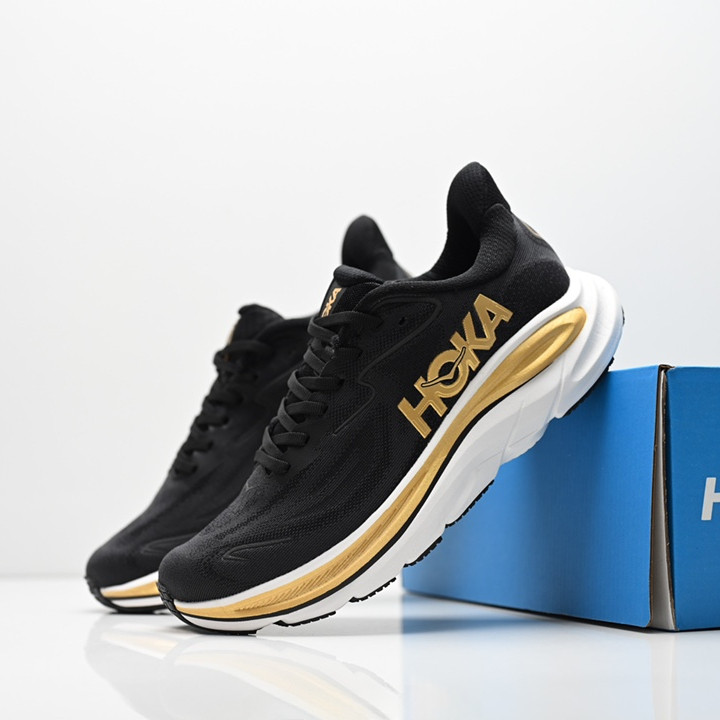 HOKA ONE ONE CLIFTON 10 男士跑步鞋透氣減震運動鞋黑金