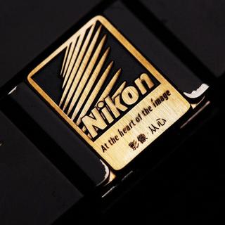📷 黃銅相機熱靴保護蓋 復古金屬防塵裝飾配件 適用於「Nikon Z30／Zfc／Z6／Z7／Z8／Z50／Z6 III