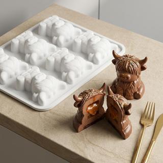 New 6-piece mountain cow-shaped DIY food-grade silicone mold