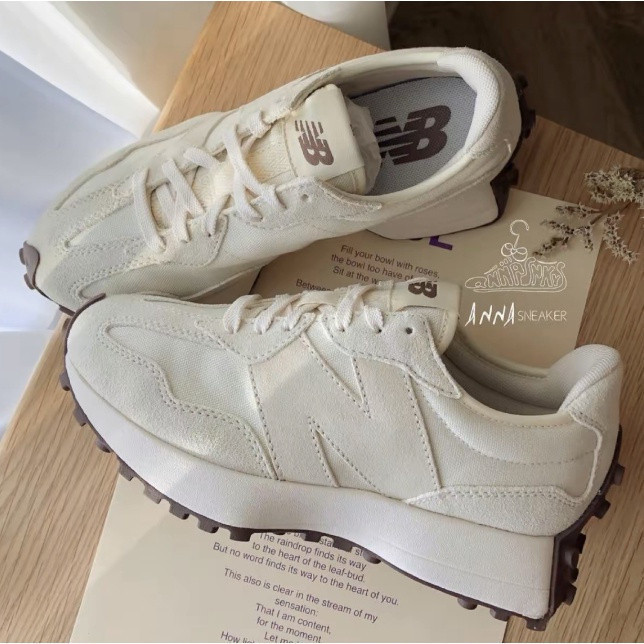New Balance 327系列海鹽白休閒運動跑步鞋