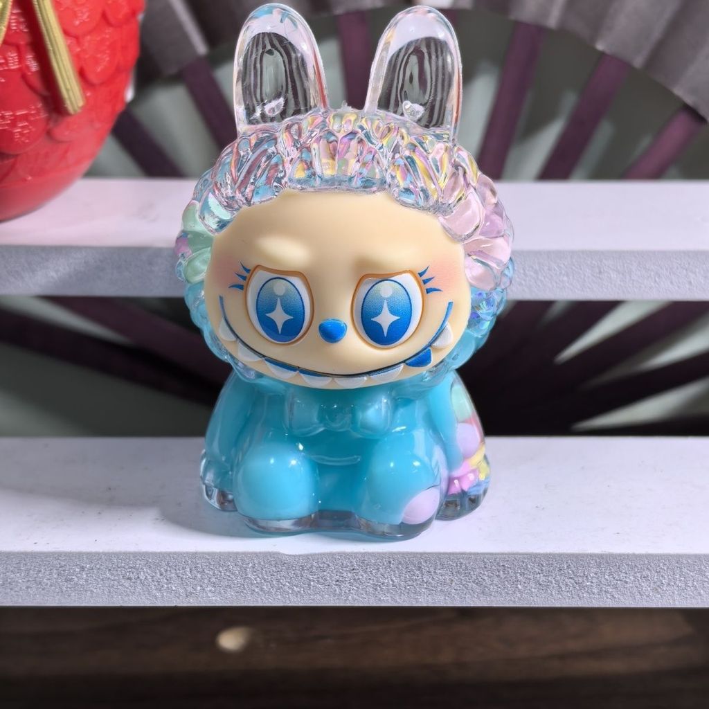 現貨 马年新年夏日必备潮玩摆件可爱独特的亚克力拉布兔流沙拉布布爆款 預購
