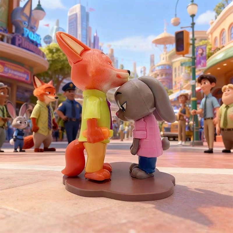 網紅【朱迪和尼克】瘋狂動物城朱迪尼克系列甜蜜依靠手辦擺件模型