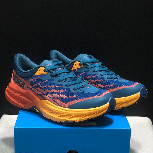 Hoka One One Speedgoat 5 專業跑鞋男女透氣減震 1TDI