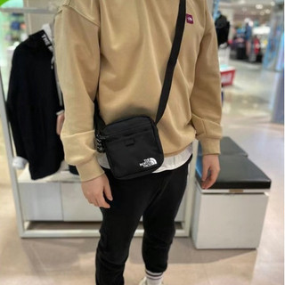 【在台】The north face 北臉 側邊小logo 小包 TNF 小方包 北臉小包 相機包 手機包 韓國代購
