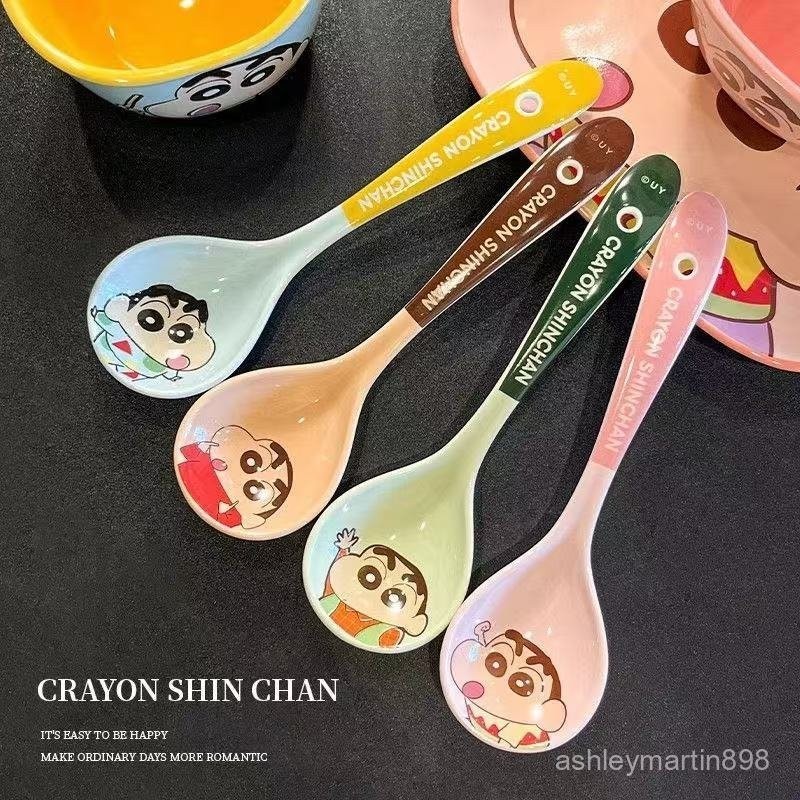 ⭐優選⭐【店鋪熱銷】蠟筆小新可愛長柄陶瓷勺子喝湯勺子可愛卡通小勺子陶瓷筷子家用勺
