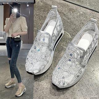 時尚女式蕾絲網眼休閒厚底鞋 - 白色、黑色和金色時尚增高樂福鞋Skin-friendly and versatile&禾