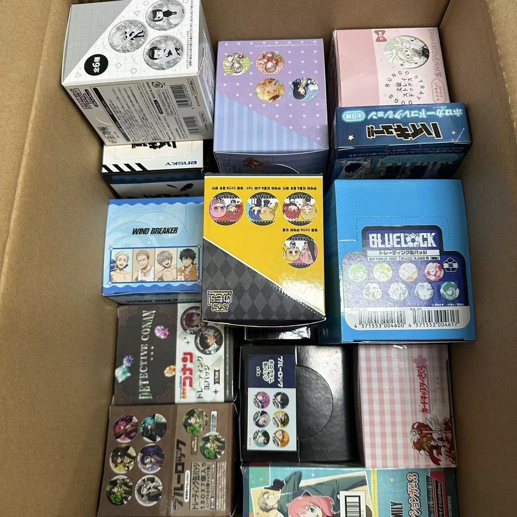 【日版端盒收藏】名偵探柯南 魔法少女小圓 藍色監獄 東京喰種 初音未來 排球少年 徽章盲盒 二次元穀子周邊 端盒