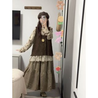 日系女裝 森系女裝 日系森林系 日系服飾 日系洋裝 森系三件套裝鏤空針織馬甲毛衣背心疊穿拼接蕾絲上衣+高腰半身裙