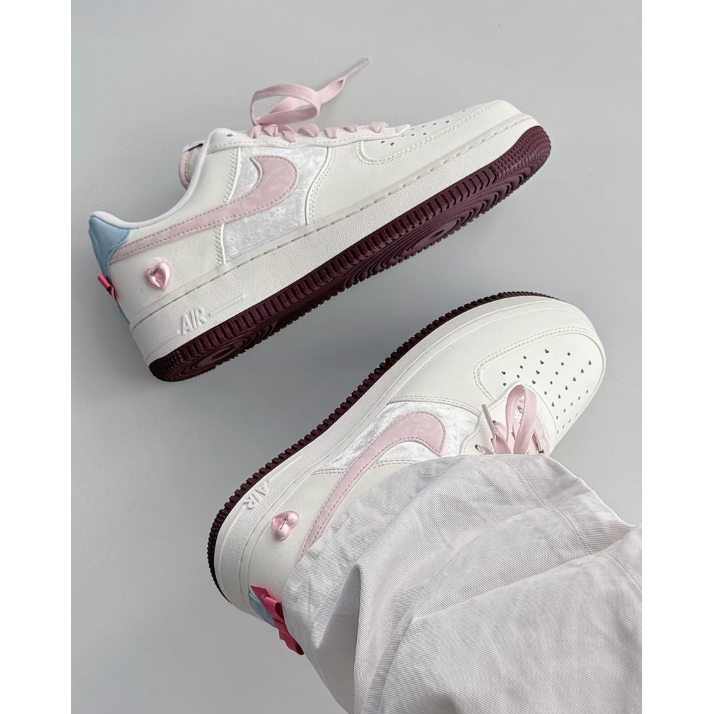 -EJ-現貨NIKE AIR FORCE 1 AF1 2026年 情人節限定 天鵝絨 蝴蝶結 女鞋 IQ4937-161