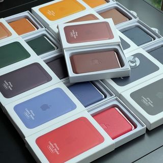 臺灣出貨💗皮革蘋果卡包magsafe磁吸適用於蘋果手機iPhone強磁盒裝帶動畫