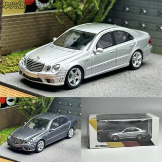 【華興模型玩具】 Model 1/64 梅賽德斯賓士E63 W211 汽車模型 模擬小比例合金車模 兒童 男孩 收藏擺件