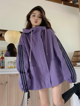 女生衣著衝鋒衣 大尺碼美式連帽衝鋒衣外套女裝春季胖mm寬鬆設計感抽繩長袖夾克上衣