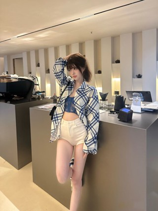 女生衣著 新款女百搭藍白格條紋長袖襯衫外套襯衫寬鬆休閒防曬上衣小外套氣質 韓版襯衫