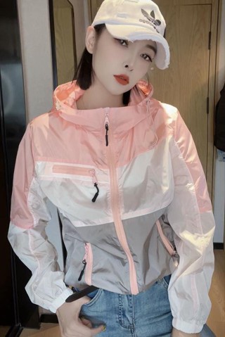 女生衣著防曬外套 春夏新款外套撞色拼接百搭連帽防曬衝鋒衣防曬棒球服時髦夾克 長袖防曬