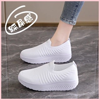 【臺灣出貨】 鬆糕厚底女鞋夏季透氣一腳蹬搖搖鞋軟底舒適媽媽運動鞋老北京布鞋