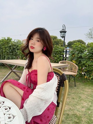 💕甜心大尺碼💕L-4XL 大尺碼純欲風微胖甜美性感掛脖吊帶裙大碼女裝遮肚顯瘦碎花洋裝