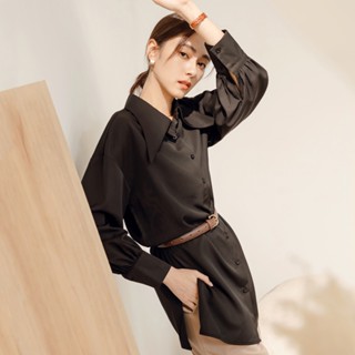 OB嚴選 不易皺造型翻領開衩長版襯衫 《AB19104》大尺碼/現貨/女裝